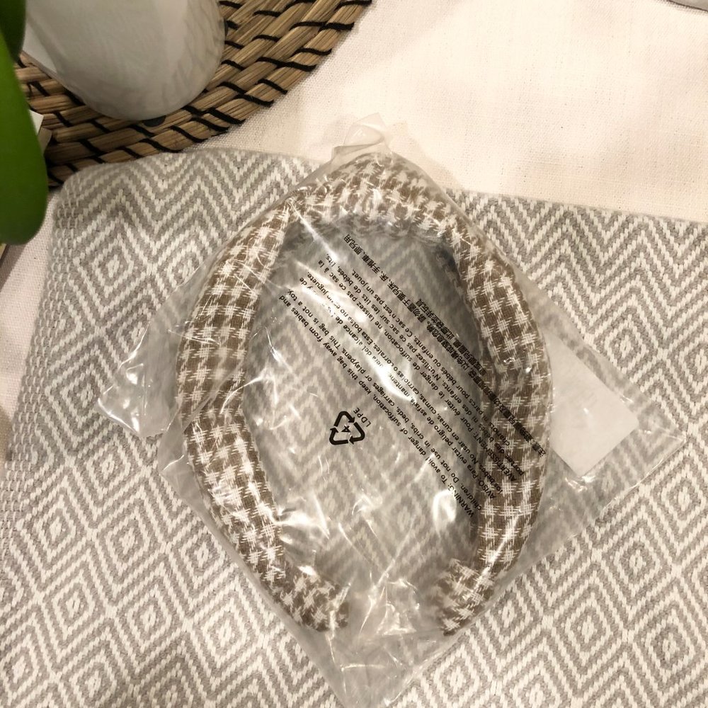 Anthropologie Houndstooth Headband - Picture 2 of 3